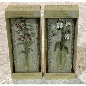 Set of 2 New Vintage New View Flowers 3D Resin Wall Art Hanging Tile Plaques